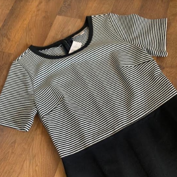 🆕 LOFT Coloblock Dress - Picture 4 of 14